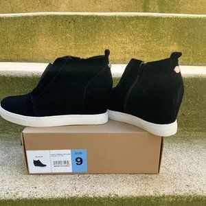 Steve Madden Women Ladies Wedge Sneaker Size 9 Black Suede Ankle Style FLVY01S1